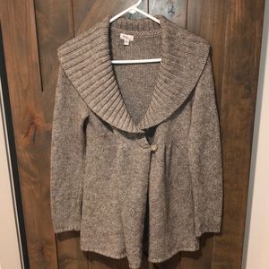 Maternity cardigan